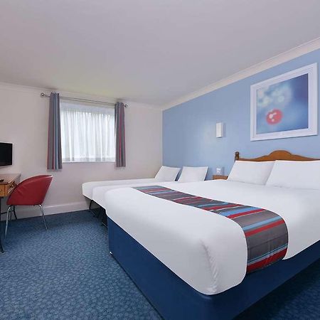 Travelodge Plymouth Roborough 객실 사진