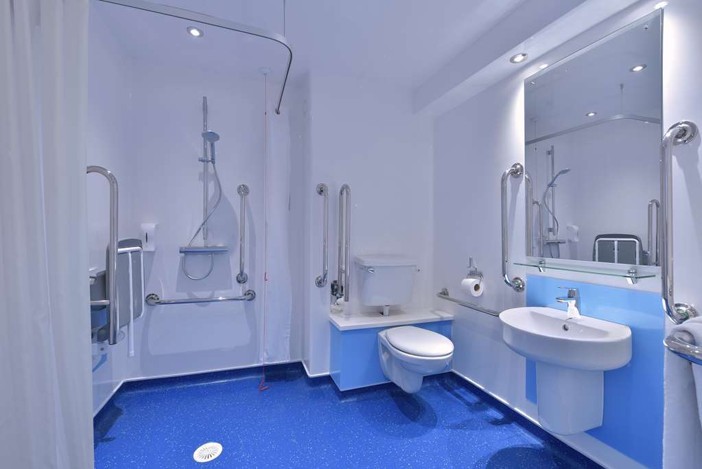 Travelodge Plymouth Roborough 객실 사진